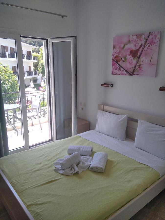 Oasis Hotel ปาร์กา ภายนอก รูปภาพ