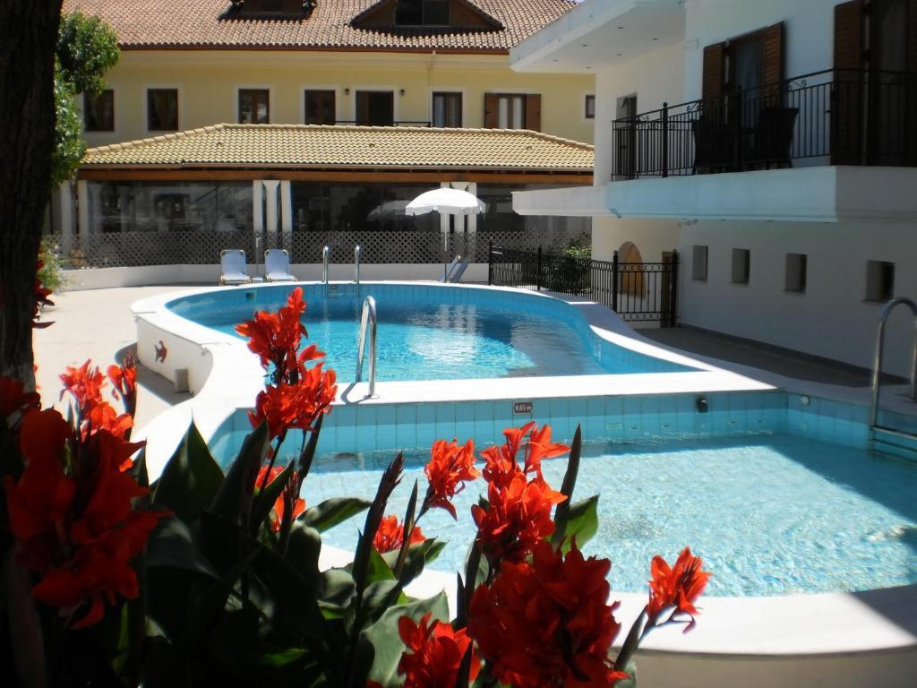 Oasis Hotel ปาร์กา ภายนอก รูปภาพ